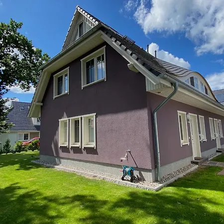 Hus Nike Ferienhaus *